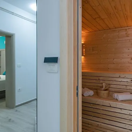 Villa Lealeana Póla