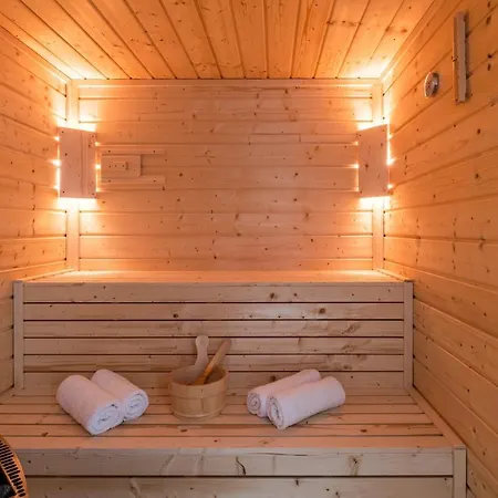 Вілла Lealeana Пула