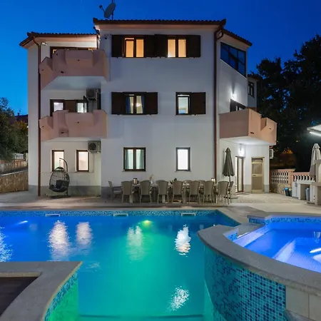 Lealeana Вілла *